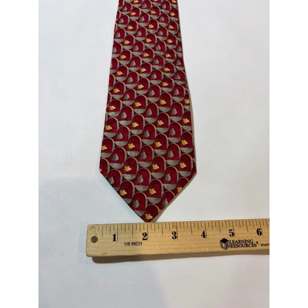 Ermenegildo Zegna Silk Tie Red Geometric Italy Luxury Designer Classic